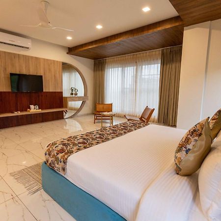 Suramya-A Luxury Boutique Hotel Udaipur Extérieur photo